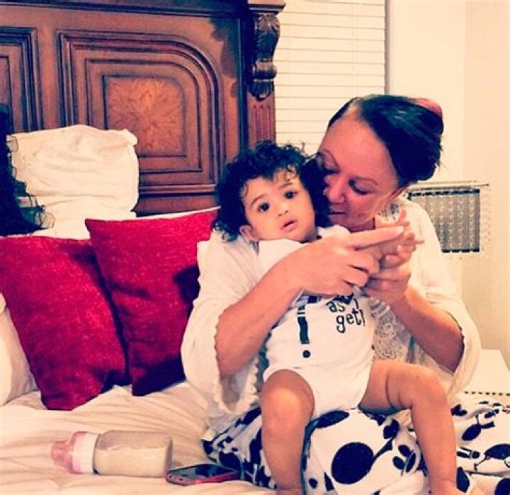 Chris Brown’s Mother, Joyce, Helping With Custody Battle Of Royalty – Hollywood Life