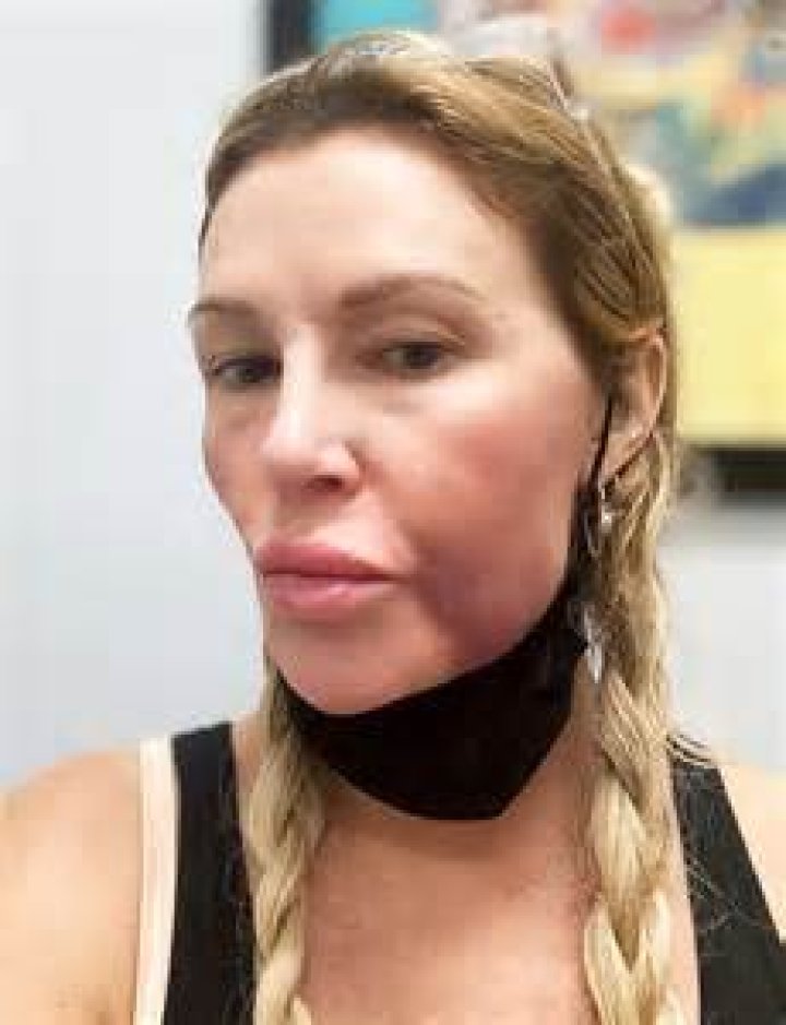 Denise Richards Speaks Out About Alleged Brandi Glanville Affair After Kissing Photo: ‘I Know My Truth’