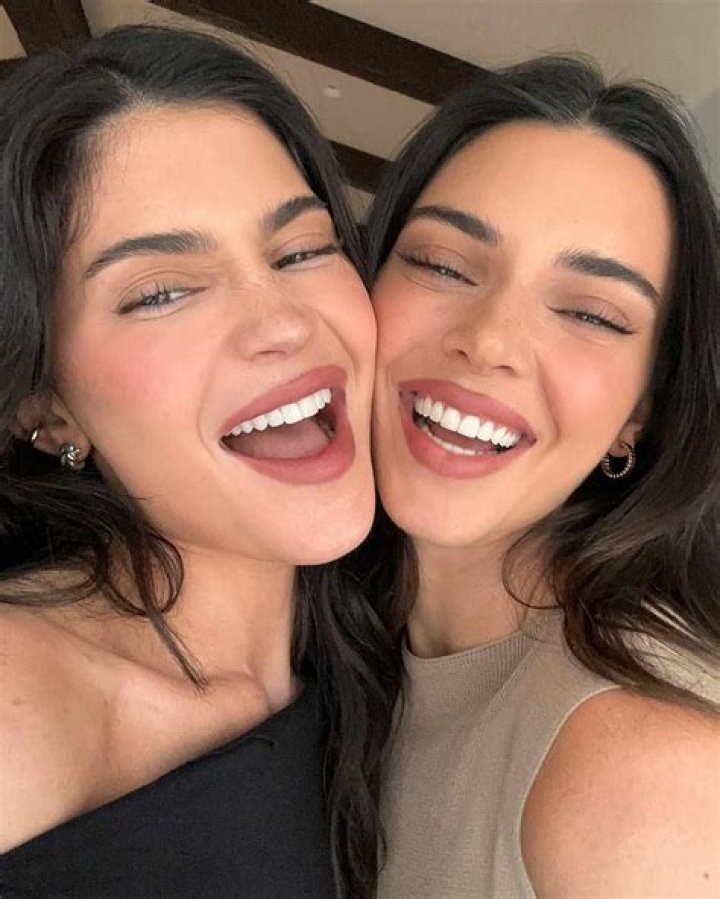 Hottest KarJenner Vacation Photos — See Pics Of Kendall, Kourtney & Their Sisters