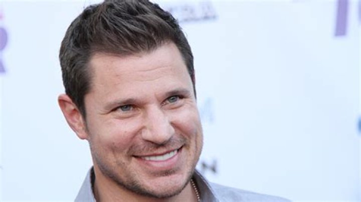 Nick Lachey – Hollywood Life