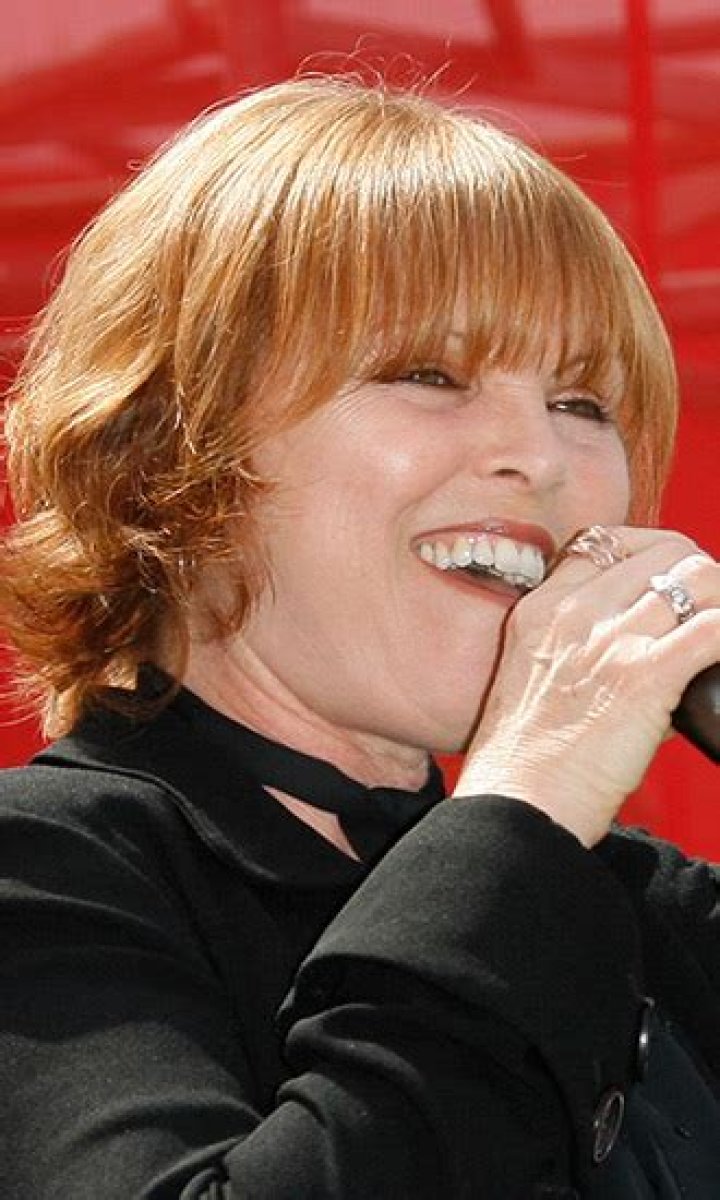 Pat Benatar Celebrity Profile – Hollywood Life
