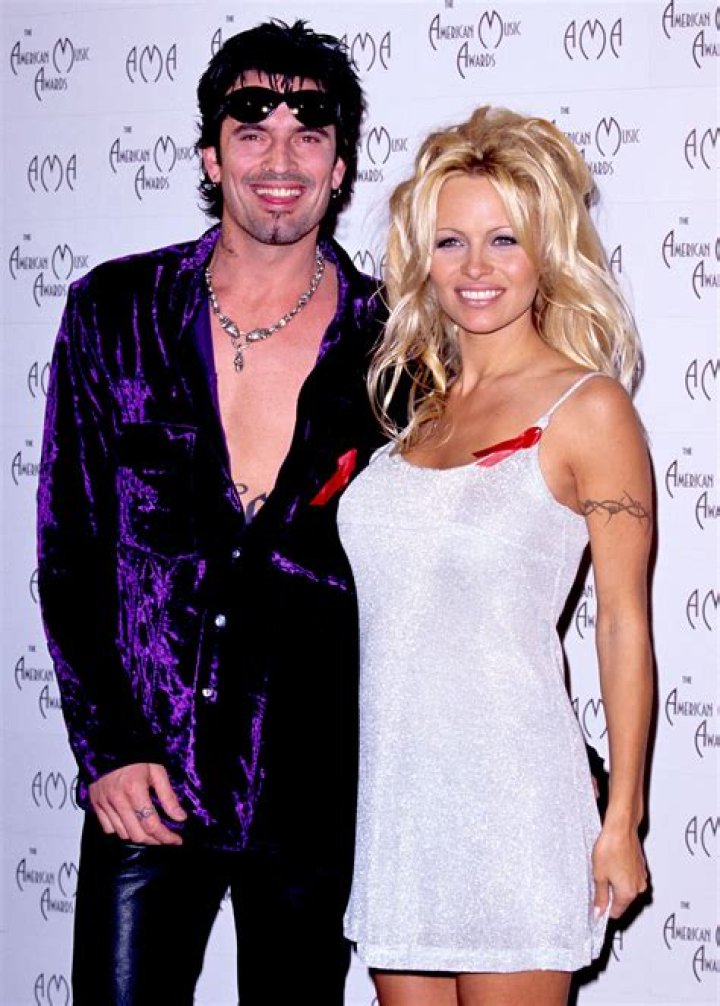 Tommy Lee Reacts To Pamela Anderson’s Surprise Wedding – Hollywood Life